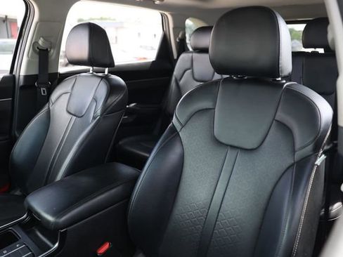 Used 2021 Kia Sorento S w/ Panoramic Sunroof Package FWD image 9