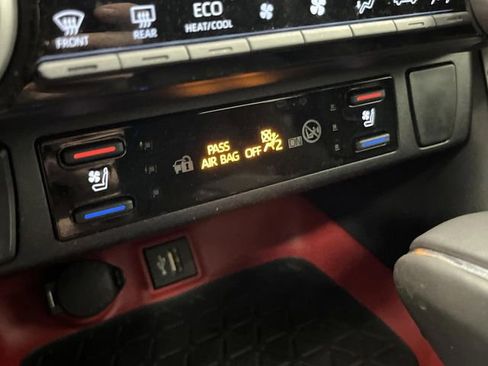 Used 2024 Toyota RAV4 TRD Off-Road image 8