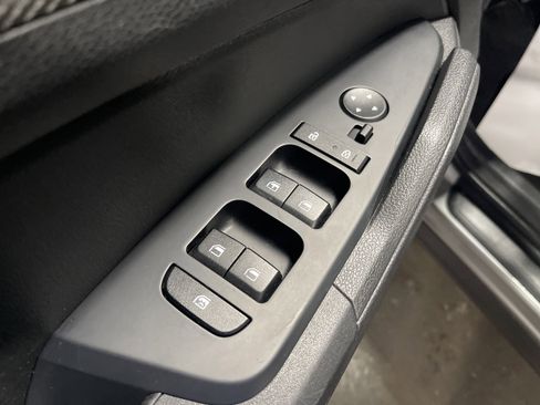 Used 2023 Kia Sportage LX image 7