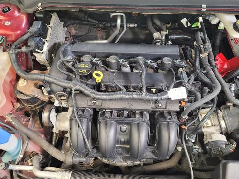 Used 2014 Ford Fusion SE w/ Equipment Group 201A FWD image 30