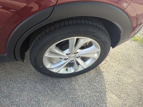 Used 2023 Buick Encore GX Preferred w/ Cold Weather Comfort Package FWD image 12