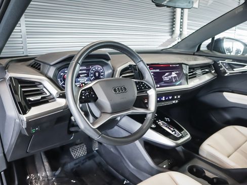 Certified 2024 Audi Q4 e-tron Premium image 17