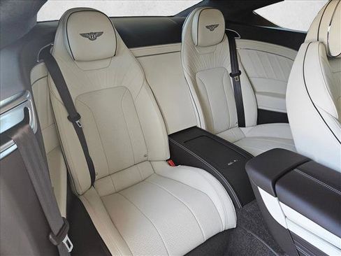 Used 2024 Bentley Continental GT V8 image 18