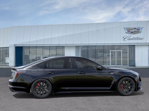 New 2026 Cadillac CT5 V Blackwing image 5