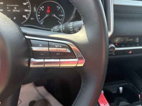 Used 2025 MAZDA CX-50 AWD 2.5 S w/ Premium Package image 22