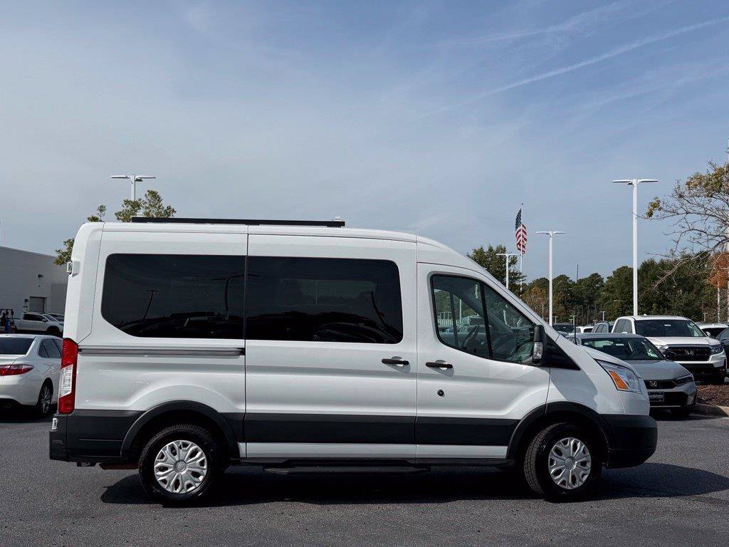 Used 2019 Ford Transit 150 XLT RWD image 5