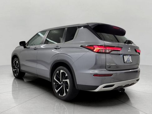 Used 2024 Mitsubishi Outlander AWD image 20