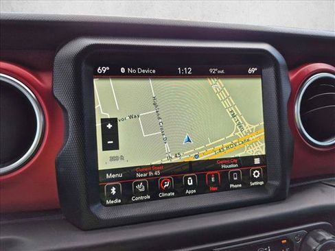 Used 2020 Jeep Gladiator Rubicon AWD/4WD image 13