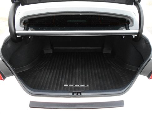 Used 2022 Toyota Camry SE image 24