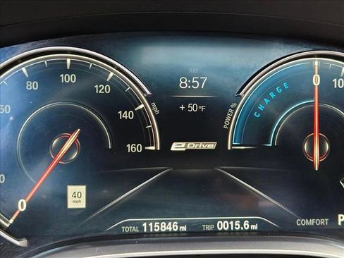Used 2018 BMW 740e xDrive image 11