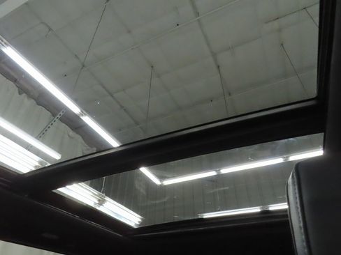 Used 2023 Ford F150 Lariat w/ Equipment Group 502A High image 29