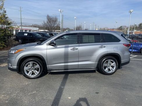 Used 2016 Toyota Highlander Limited image 5