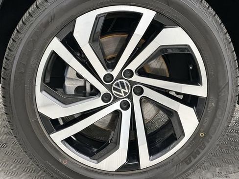 Used 2022 Volkswagen Atlas SEL AWD/4WD image 10