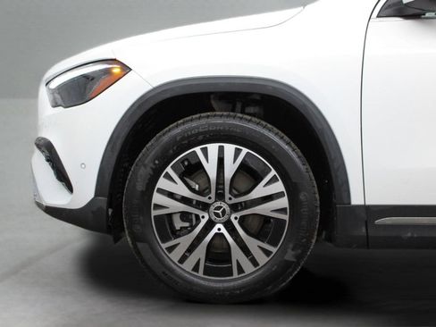 Used 2025 Mercedes-Benz GLA 250 4MATIC image 6