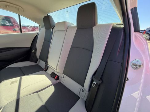 Used 2023 Toyota Corolla LE image 14