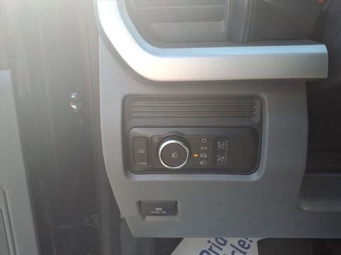 Used 2025 Ford F350 XLT w/ FX4 Off-Road Package image 14