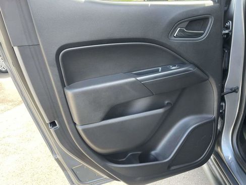 Used 2020 Chevrolet Colorado ZR2 w/ Colorado ZR2 Bison Edition image 11