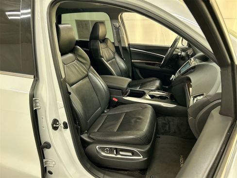 Used 2020 Acura MDX SH-AWD image 24