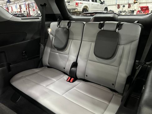 Certified 2021 Ford Explorer XLT w/ Equipment Group 202A AWD/4WD image 29