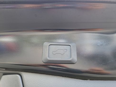 Used 2024 Toyota RAV4 XLE Premium w/ Weather Package AWD/4WD image 7
