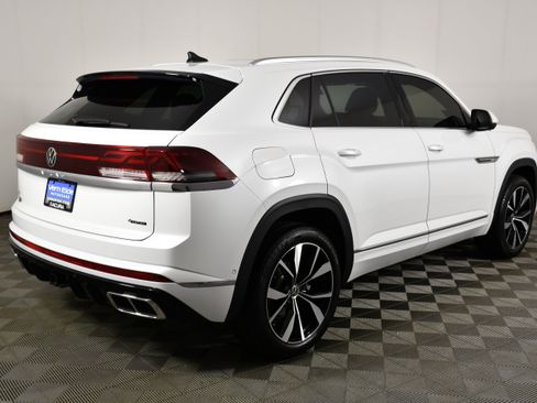 Used 2024 Volkswagen Atlas Cross Sport SEL Premium R-Line AWD/4WD image 6