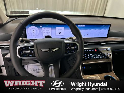 Used 2025 Genesis GV80 2.5T Prestige image 19