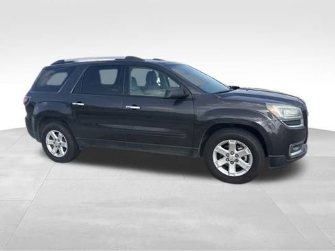 Used 2015 GMC Acadia SLE image 2