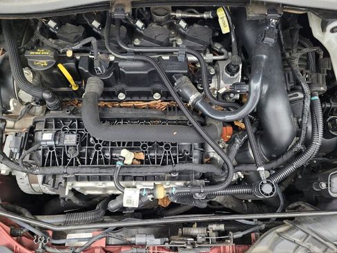 Used 2019 Ford Escape SE image 30