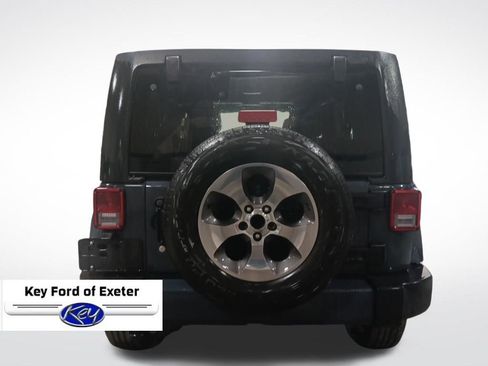 Used 2017 Jeep Wrangler Unlimited Sahara w/ Dual Top Group image 7