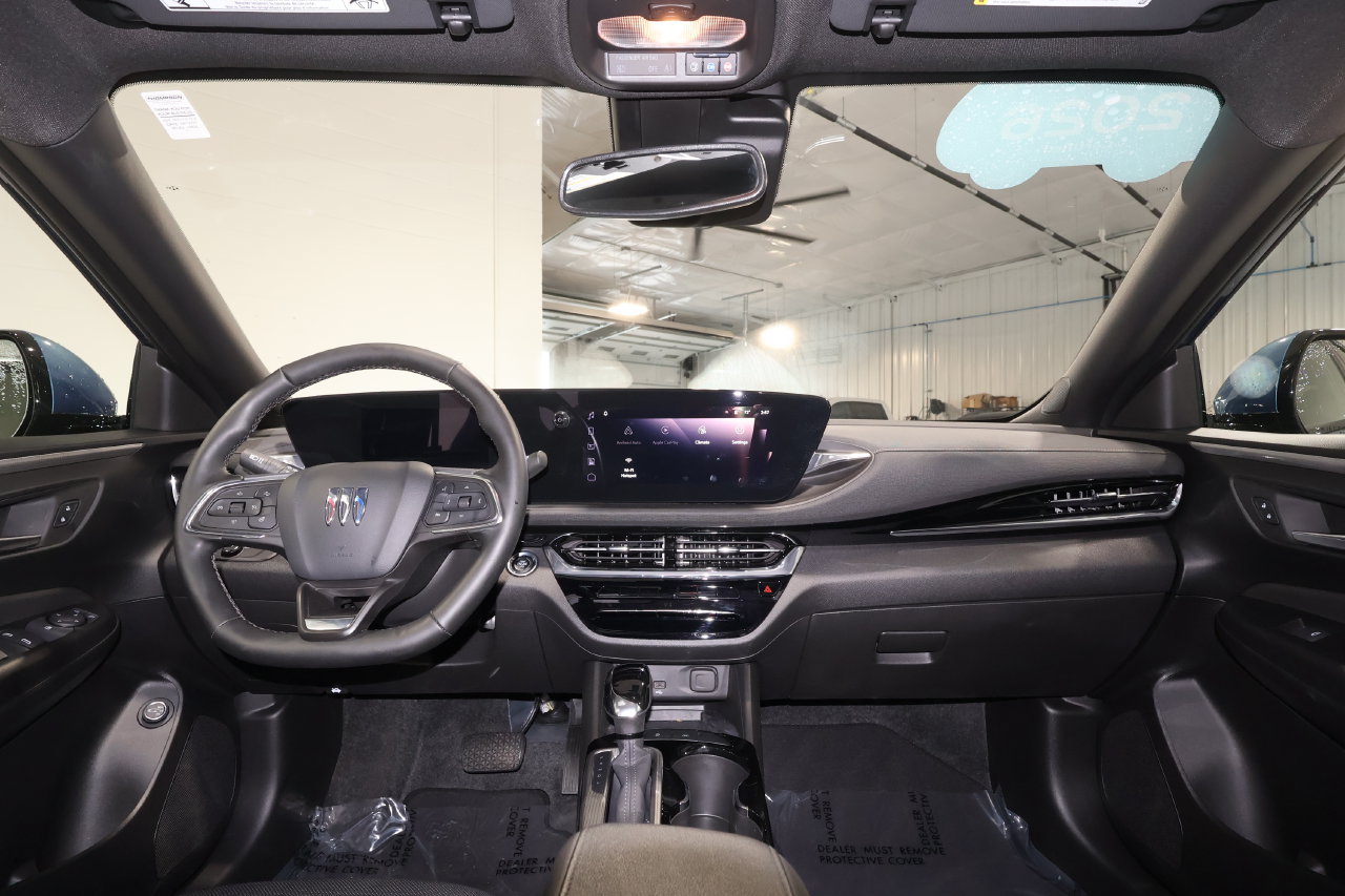Used 2026 Buick Envista Avenir FWD image 28