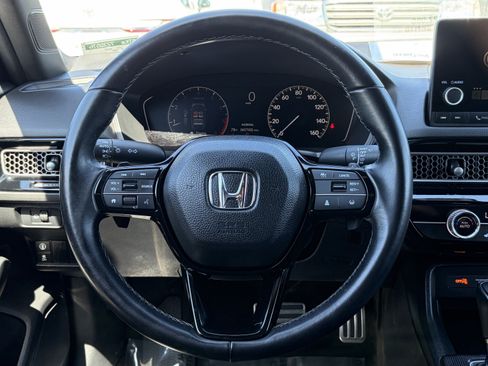 Used 2023 Honda Civic Sport image 16