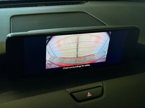 Used 2024 MAZDA CX-90 3.3 Turbo w/ Preferred Plus image 9