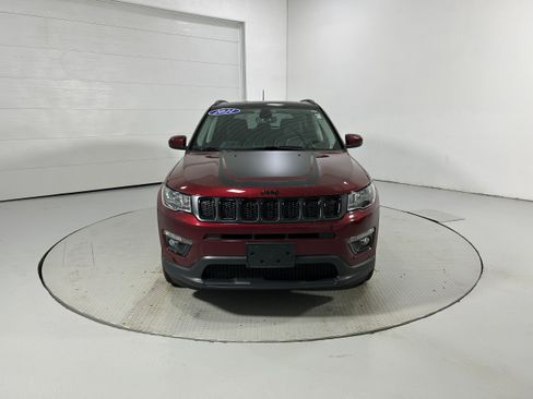 Used 2021 Jeep Compass Latitude w/ Sun and Sound Group AWD/4WD image 19