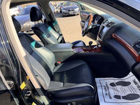 Used 2011 Lexus LS 460 AWD image 24