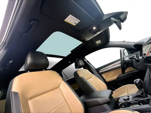 Used 2022 Volkswagen Atlas Cross Sport SEL R-Line w/ Cross Sport MDO Package image 25