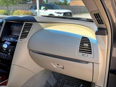Used 2016 INFINITI QX70 AWD w/ Premium Package image 27