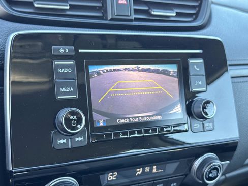 Used 2018 Honda CR-V LX image 16