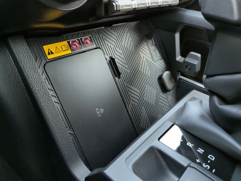 Used 2025 Toyota 4Runner TRD Off-Road Premium AWD/4WD image 20