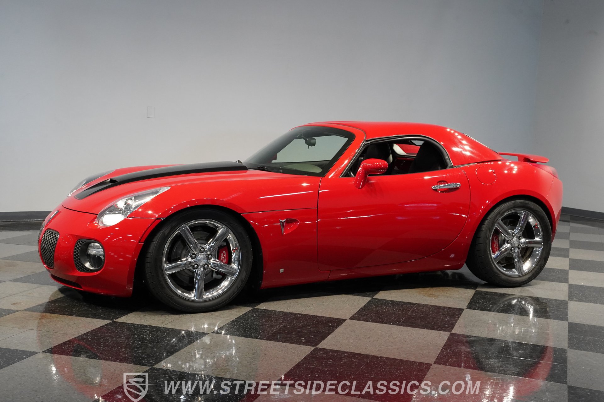 Used 2007 Pontiac Solstice GXP RWD image 7