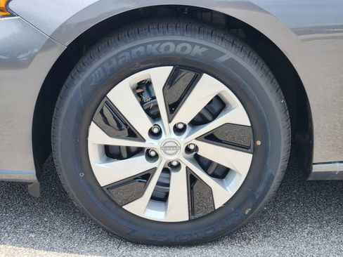 New 2025 Nissan Altima 2.5 S image 7