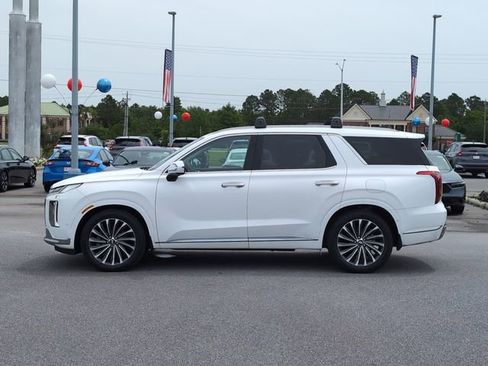 Used 2023 Hyundai Palisade Calligraphy w/ Winter Package AWD/4WD image 8