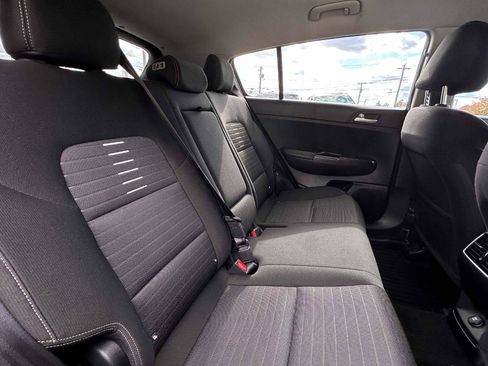 Used 2018 Kia Sportage LX w/ LX Popular Package AWD/4WD image 23