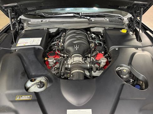 Used 2018 Maserati GranTurismo MC RWD image 19