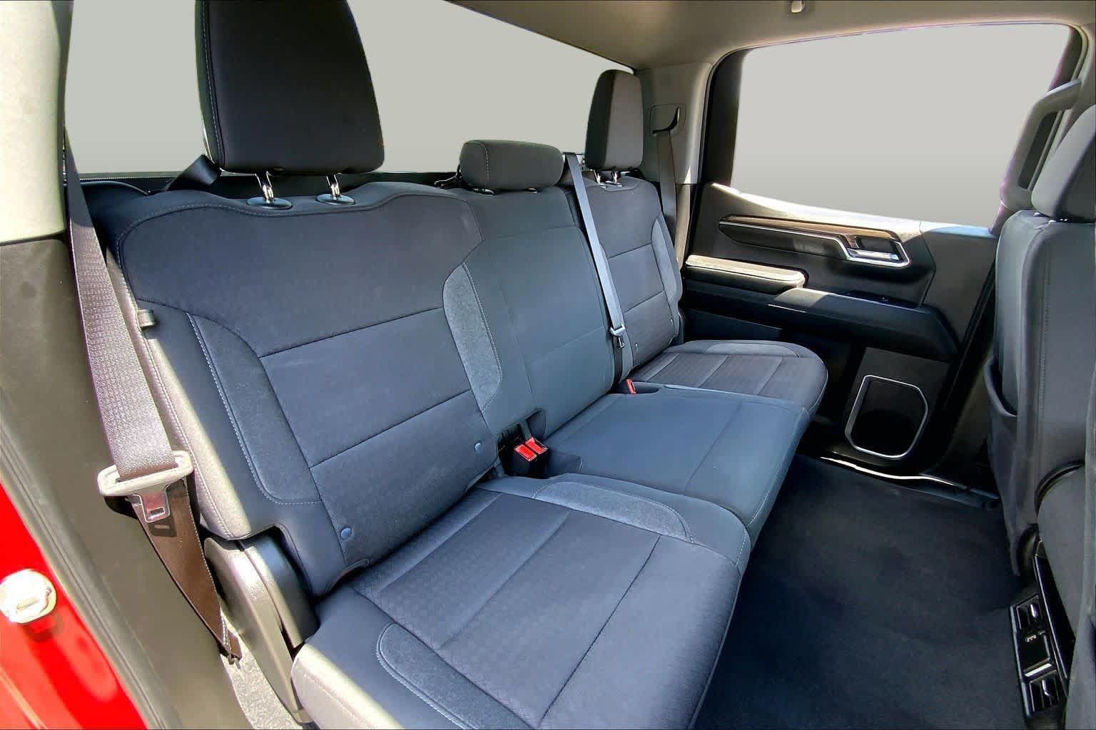 Used 2023 Chevrolet Silverado 1500 RST AWD/4WD image 19