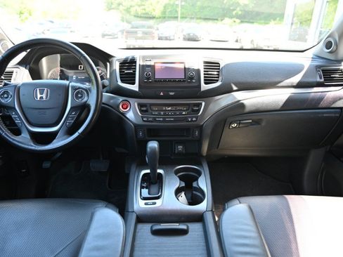 Used 2018 Honda Ridgeline RTL image 10