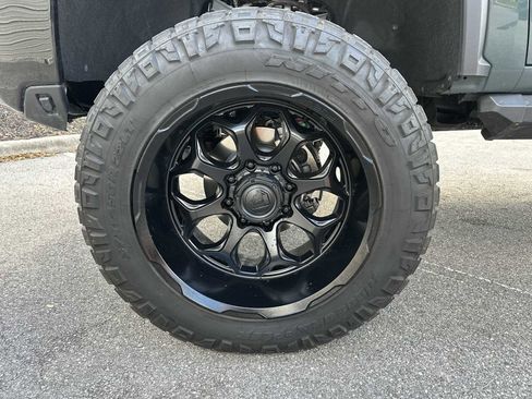 Used 2025 Chevrolet Silverado 2500 LTZ w/ Trail Boss Package image 12