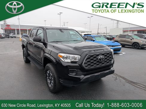 Used 2022 Toyota Tacoma SR image 1
