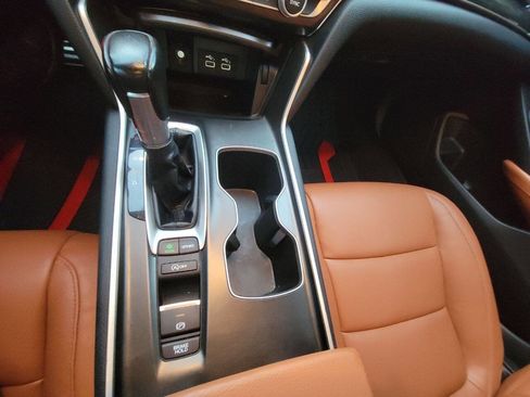 Used 2021 Honda Accord Sport image 19