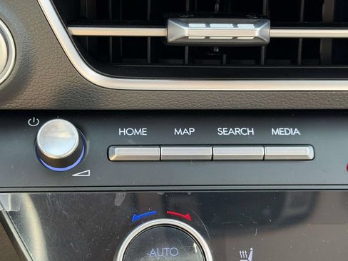 Certified 2025 Hyundai Sonata SEL AWD/4WD image 32
