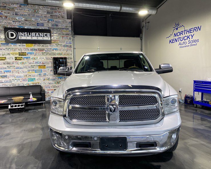 Used 2015 RAM 1500 Laramie Longhorn w/ Convenience Group AWD/4WD image 2